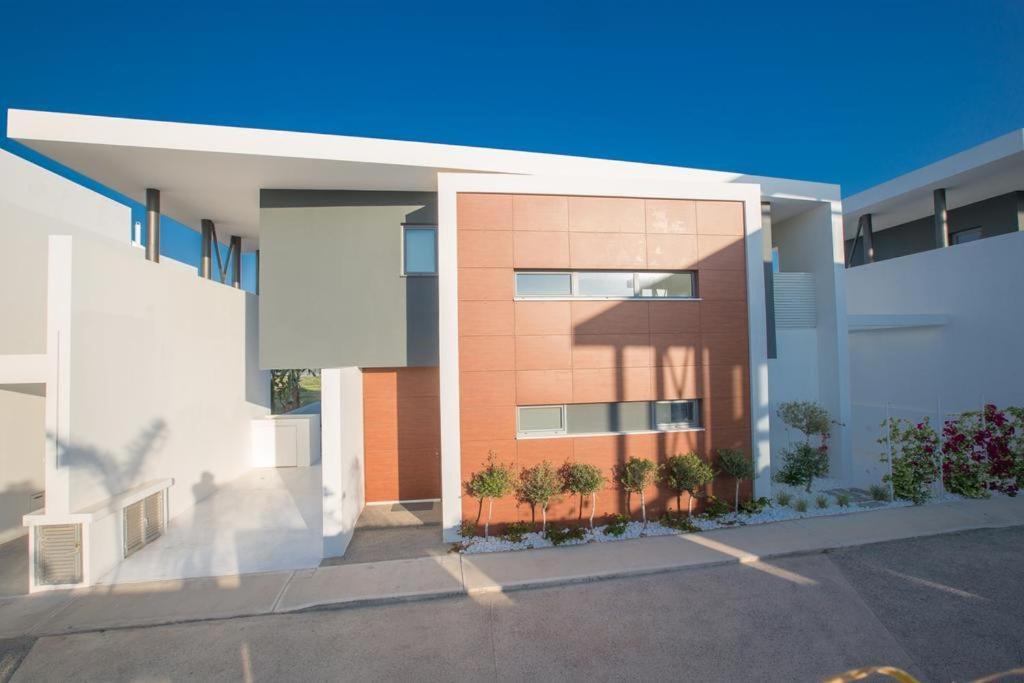The White H Villa, Protaras, Fresh And Peaceful 帕拉利米尼 外观 照片